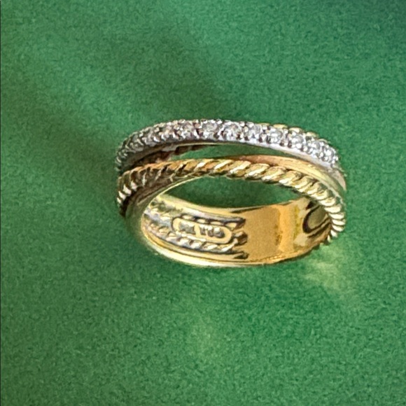 DAVID YURMAN GOLD AND DIAMOND RING - Picture 2 of 7